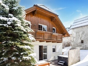 Exterior - Chalet in Lungau With Sauna and hot tub (Sankt Margarethen im Lungau)
