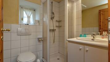 House | Bathroom | Shower