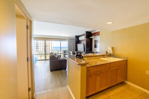 Interior - Ilikai Ocean View Studio! 
NO RESORT FEES & FREE WIFI, 
Full Kitchen, Sleeps 4 (Honolulu)