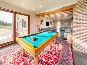 Games room - Group Stay With Pool, Chevron (Stoumont)