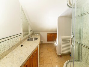 Ferienhaus | Badezimmer