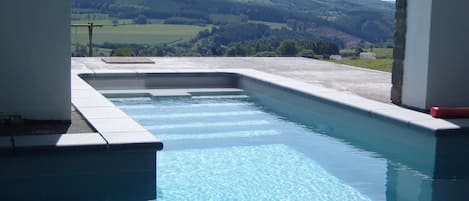 House | Pool