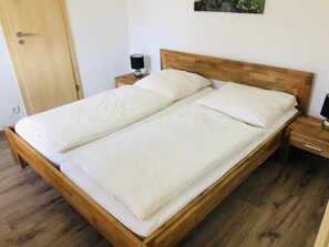10 bedrooms, individually furnished, travel cot