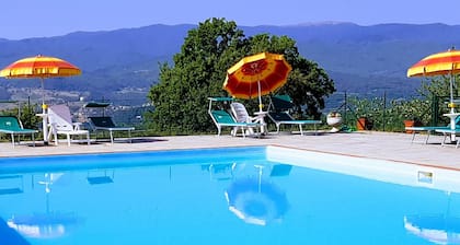 Authentic Farmhouse with Pool, Hot Tub, Playground, Garden