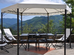 House | Balcony - Rustically Decorated, Stylish Property (Abetone Cutigliano)