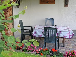 House | Tempat makan
