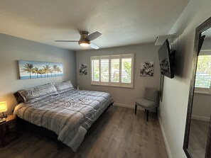 1 bedroom, in-room safe, iron/ironing board, free WiFi