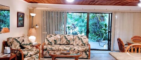 Smart TV, ping pong, books