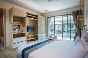 3-Bedroom Villa with Private Pool | In-room safe, individually decorated, desk, laptop workspace