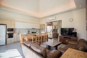 3-Bedroom Villa with Private Pool | Living area