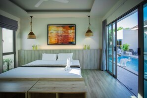 4-Bedroom Villa with Private Pool | In-room safe, individually decorated, desk, laptop workspace - Yipmunta Pool Villa (Choeng Thale)