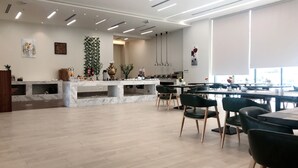 Restaurant - Grand Tourist Hotel (Muscat)