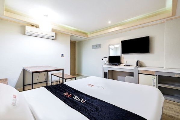 Premium Room - Korean Buffet | Draps en coton égyptien, literie de qualité supérieure, bureau