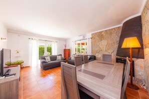 Interior - Modern Town Villa "Bona Mar" with Pool (cala ratjada)