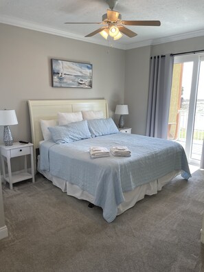 3 bedrooms, free WiFi, bed sheets, wheelchair access