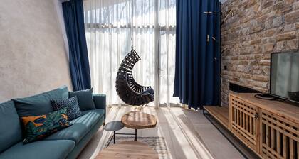 Boutique villa in forest and near seaside