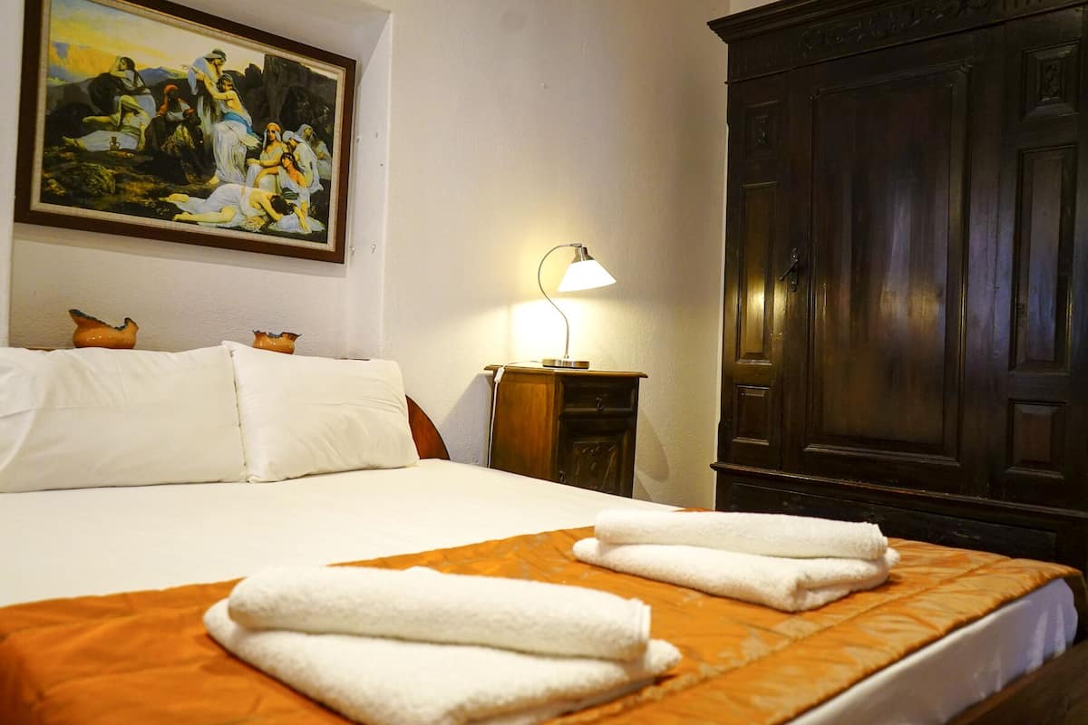 standard suite, terrace | 1 bedroom, premium bedding, minibar, desk