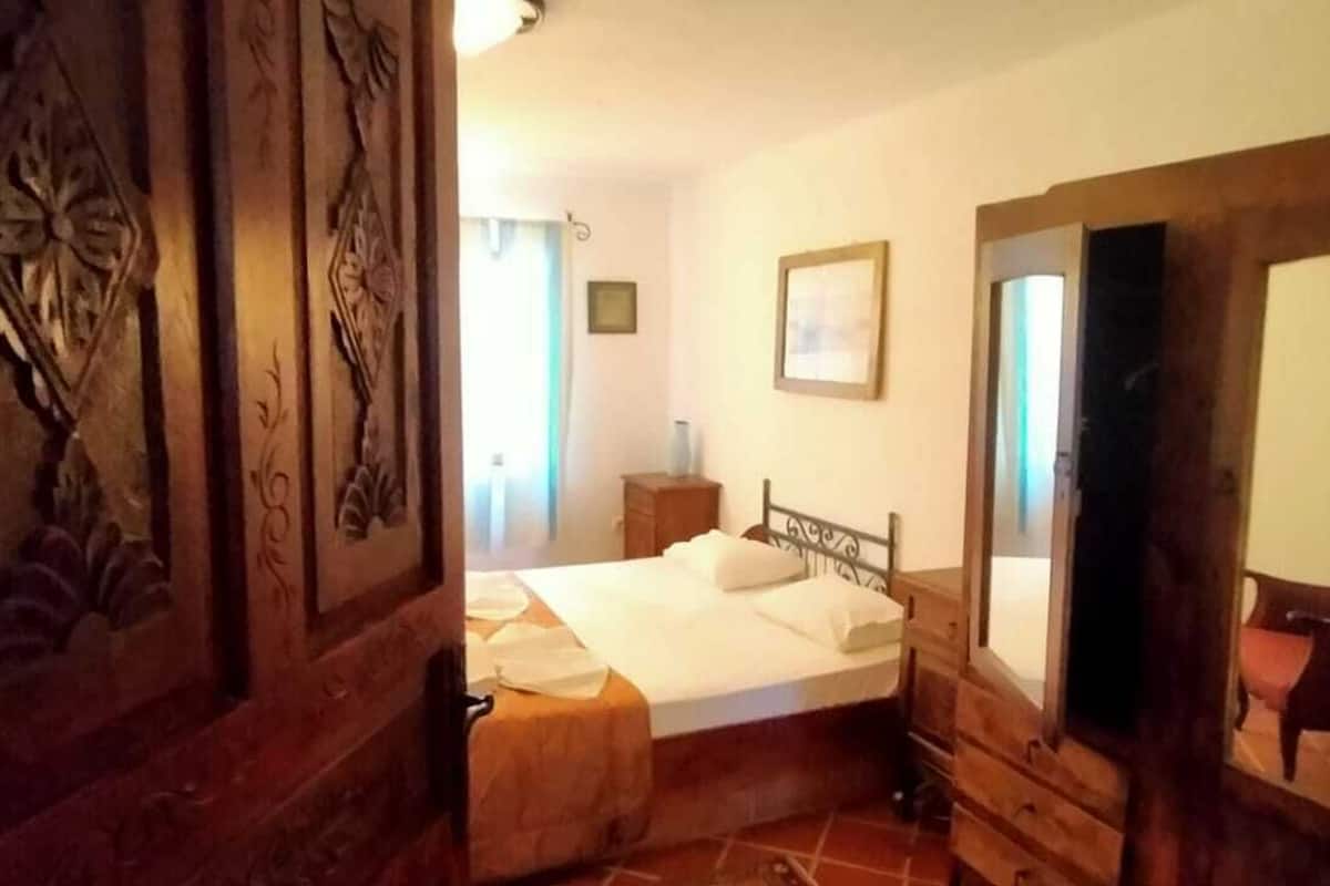 standard suite, terrace | 1 bedroom, premium bedding, minibar, desk