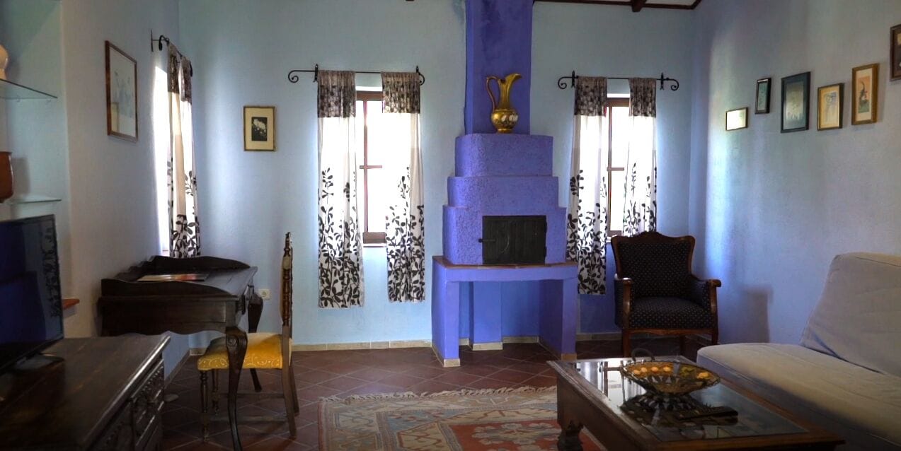 standard suite, terrace | living area | lcd tv