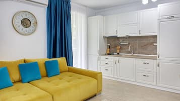 Exclusive Apartment | In-room dining