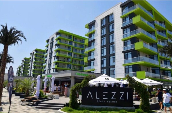 Fachada da propriedade