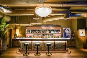 Bar (en la propiedad)