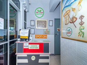 Reception - SPOT ON 90042 One Plaza Eco Hotel (Keningau)