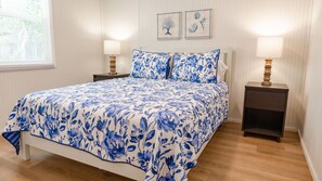 3 bedrooms, iron/ironing board, travel cot, WiFi - 2025 REMODEL -- PRIVATE BEACHFRONT HOME RANCH (Indian Shores)