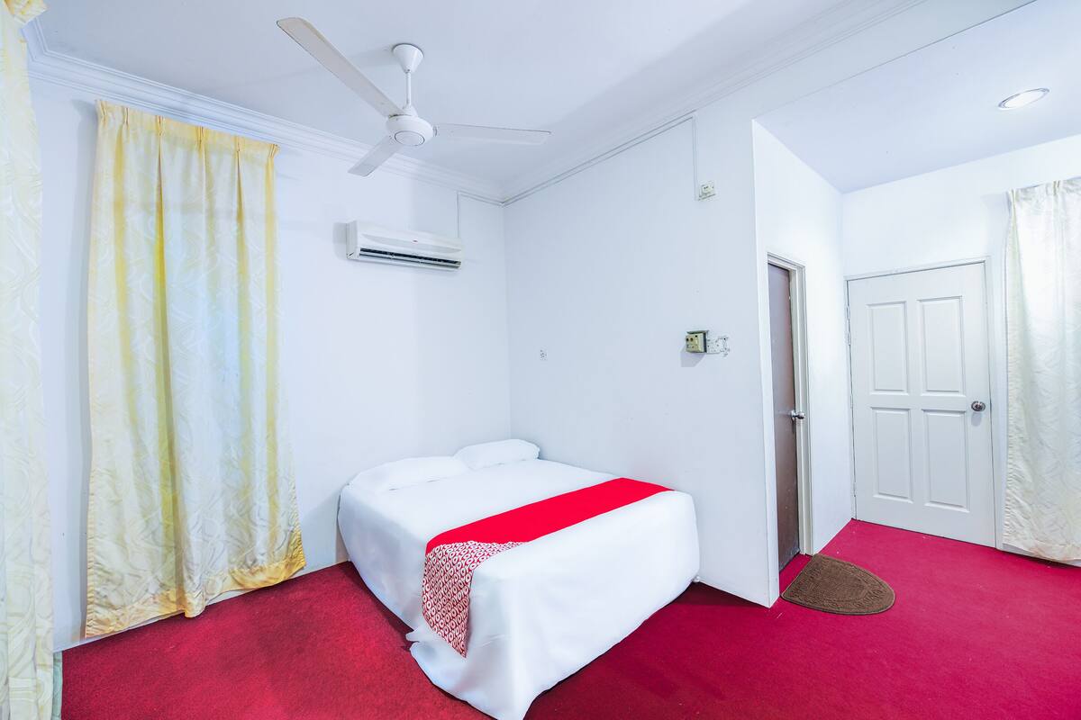 Habitación doble Deluxe, 1 cama Queen size | Wifi gratis