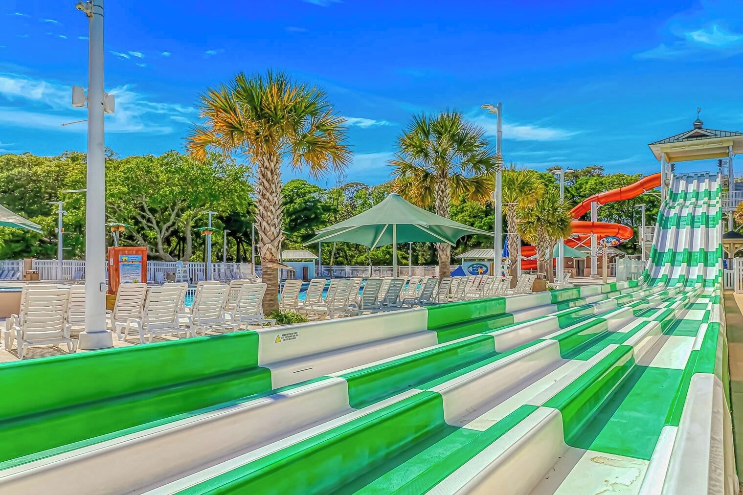 Piscina interna, piscina externa