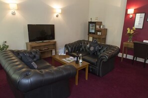 Living room - The Crown Hotel (Harrogate)