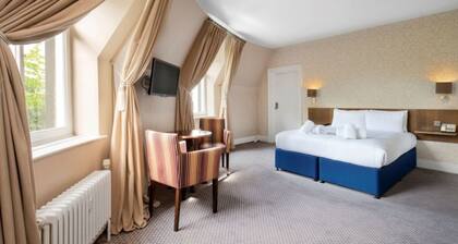 The Crown Hotel