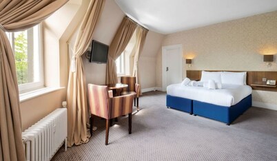 The Crown Hotel