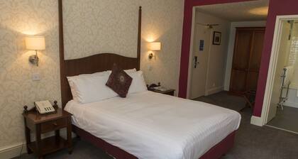 The Crown Hotel