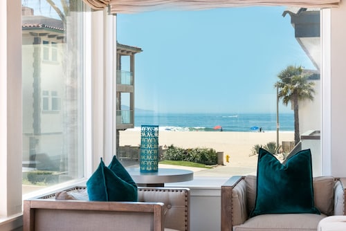 5227S -185027: 3  BR, 2  BA House in Oxnard, Sleeps 9