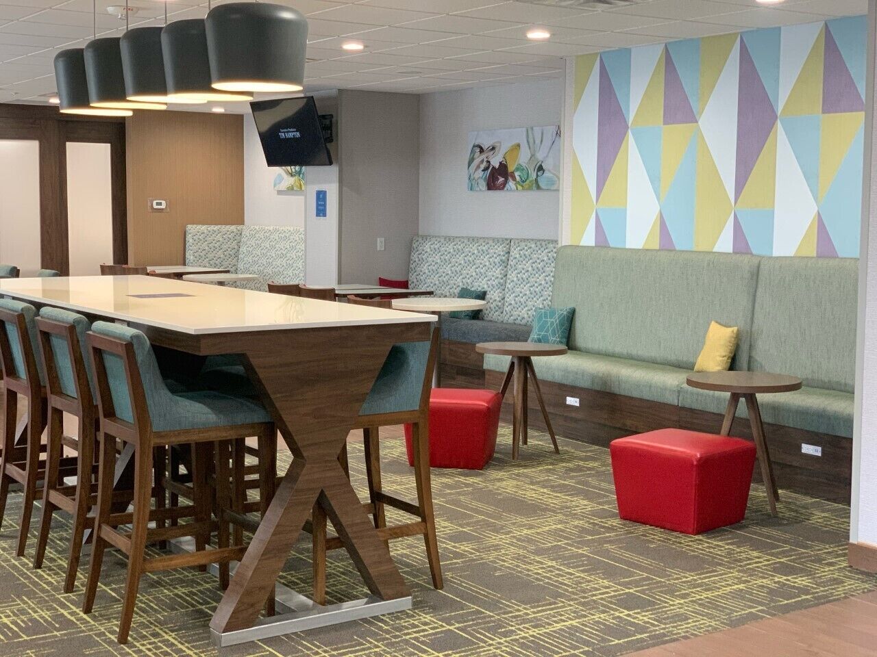 free daily continental breakfast