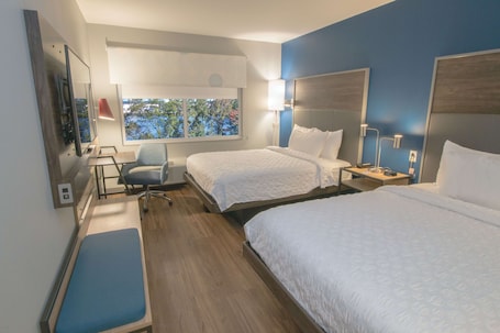 Ropa de cama de alta calidad y escritorio