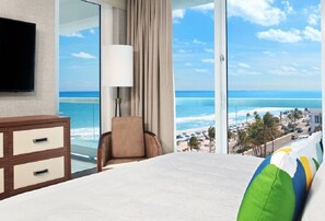 2 bedrooms, in-room safe, desk, iron/ironing board - Luxury Two Bedroom Oceanfront Residence (Fort Lauderdale)