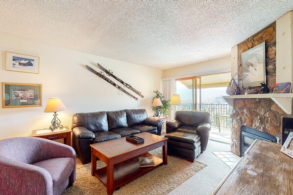 TV, fireplace, DVD player