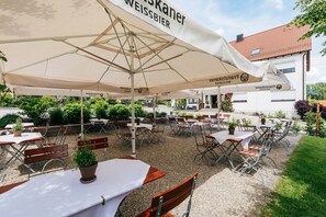 Breakfast and dinner served  - Gasthaus Ostermeier (Attenkirchen)
