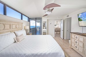 Room - Oceanfront Condo - Horizons #1701 (Daytona Beach)