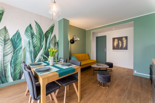 Dining - Le Romanesque - 🚀ARMADA⛵️2023 - FREE parking/Easy access by 🚌 (Mont-Saint-Aignan)