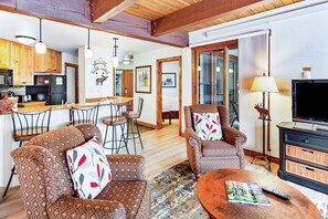 Televisio, takka, DVD-soitin