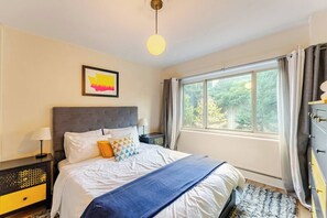 1 habitación, escritorio, tabla de planchar con plancha y wifi gratis 
