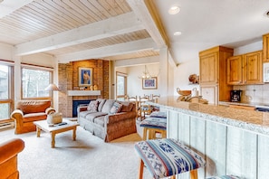 TV, fireplace, DVD player
