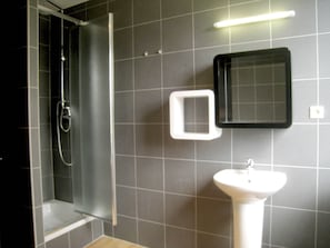 Ferienhaus | Badezimmer | Dusche
