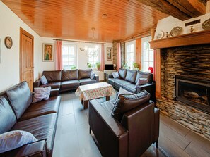 House | Living room