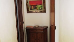 1 bedroom, individually furnished, bed sheets - Comfortable Cottage in Castelletto Sopra Ticino Near River (Castelletto Sopra Ticino)