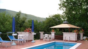 Unclassified image, 2 of 31, button - Spacious, Luxury Apartment in Castle Giuliopoli With Pool (Rosello)