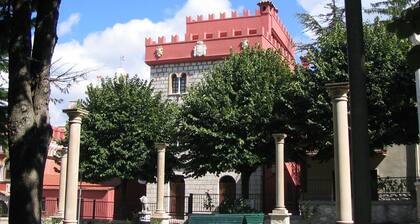 Spacious, Luxury Apartment in Castle Giuliopoli With Pool
